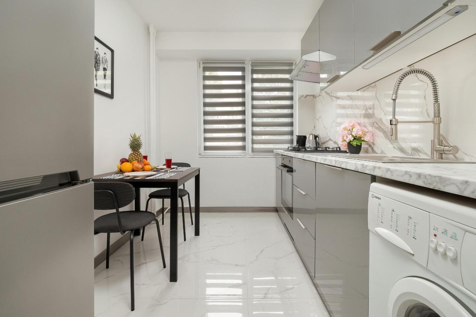 Narutowicza Bright & Comfy Downtown By Renters